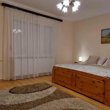 Akacfa Vendeghaz Apartment Mako